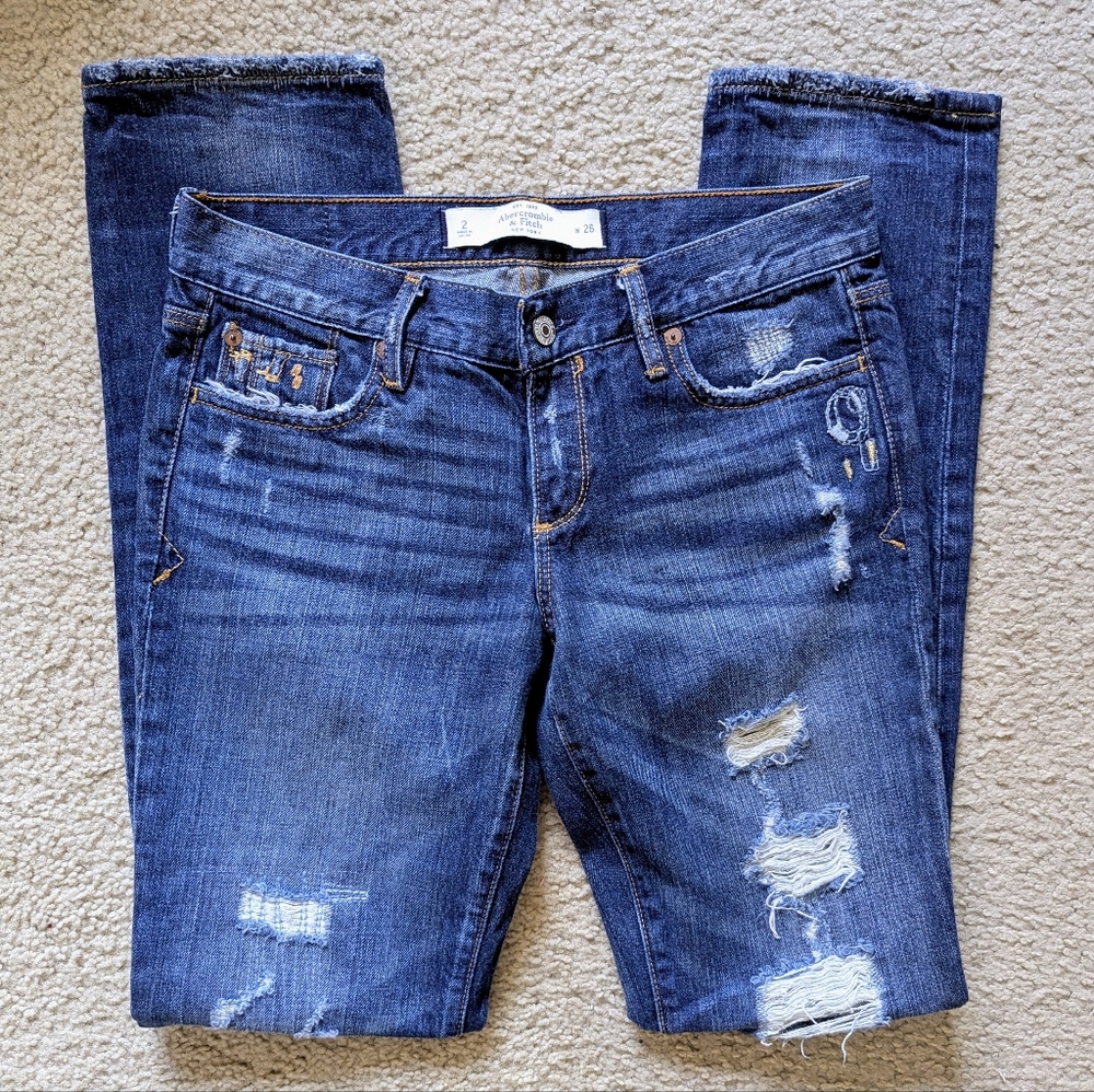 Abercrombie & Fitch Distressed Straight Leg Jeans - Dark Blue